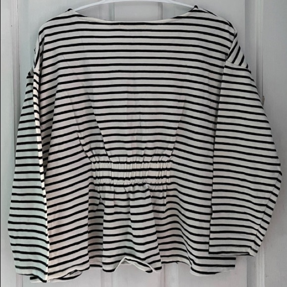 Women’s Top - Picture 2 of 3